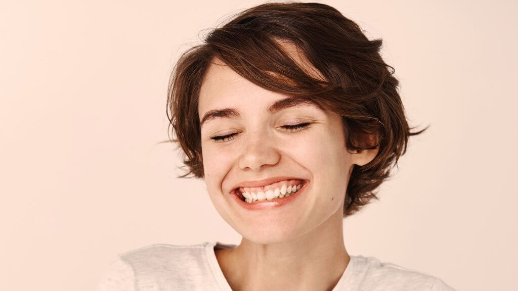 Réduire les rougeurs sur le visage : Des bactériophages pour l'équilibre de ta peau